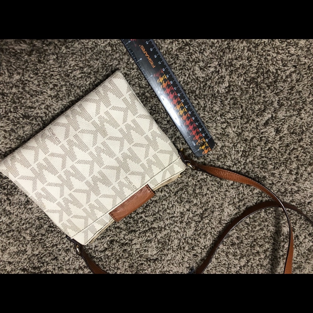 Small Michael Kors Satchel